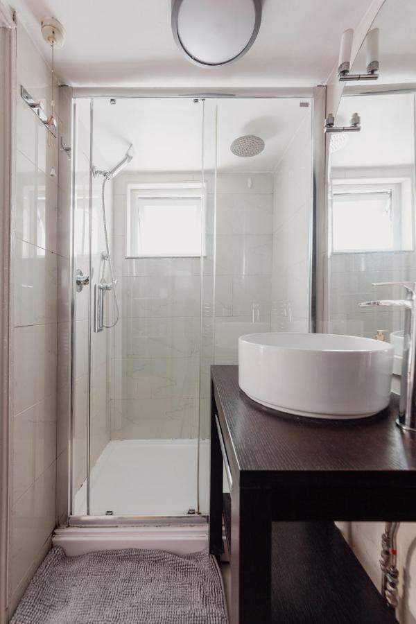 Charming & Beautiful 2 Bed Flat In Zone 1 Londres Exterior foto